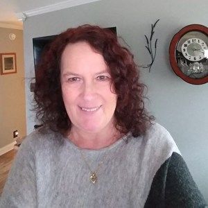 Meet your Posher, Debbie